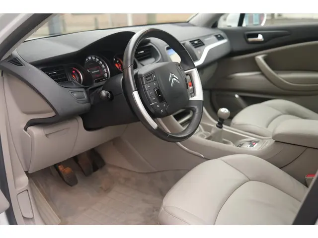 Citroën C5 THP 155 Exclusive 2014 Benzine 25
