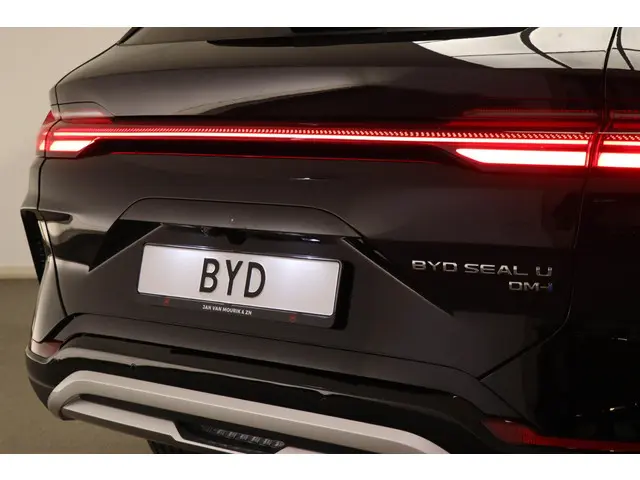 BYD SEAL U 1.5 DM-i FWD Boost 2025 Hybride Benzine 23