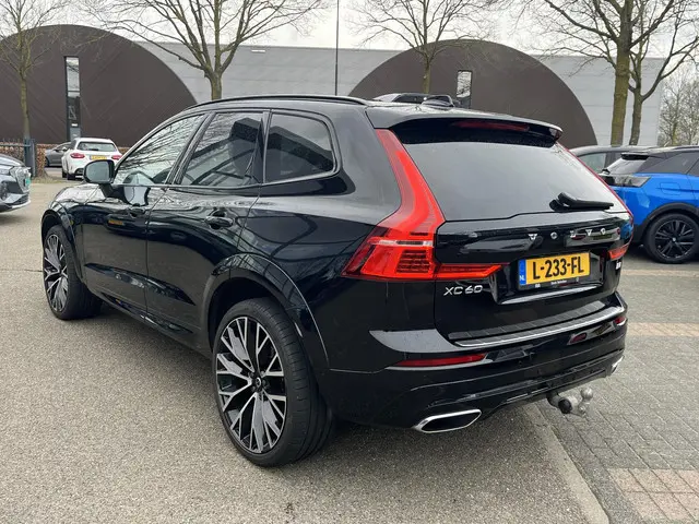 Volvo XC60 2.0 B4 R-Design 2021 Benzine 5