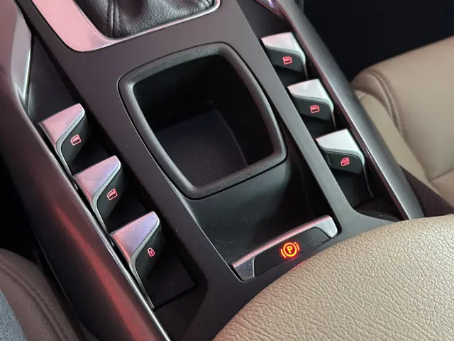 DS DS 5 1.6 THP Business Executive 2016 Benzine 36