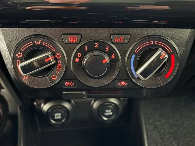 Suzuki Swift 1.2 Select 2019 Benzine 11