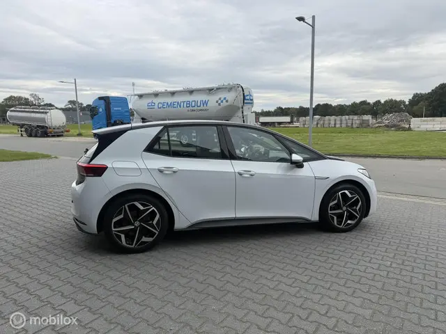 Volkswagen ID.3 ID.3 45 kWh 2021 Elektrisch 6