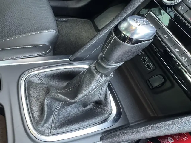 Renault Mégane Estate 1.3 TCe 140 Techno 2023 Benzine 20