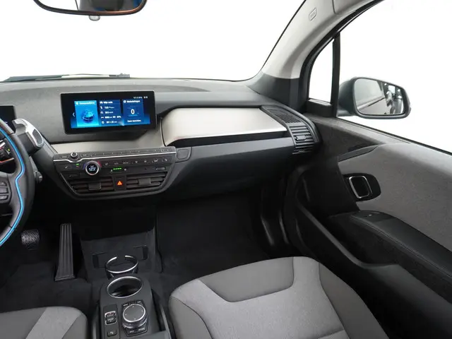 BMW i3 Executive Edition 120Ah 42 kWh 2020 Elektrisch 31