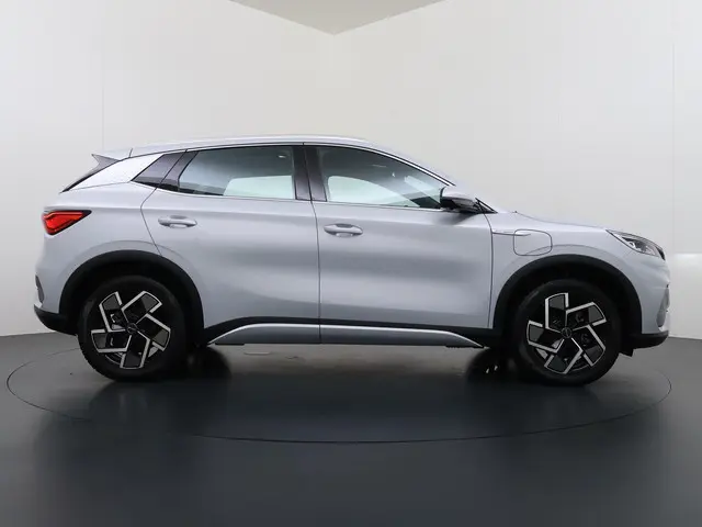 BYD ATTO 3 Comfort 60 kWh 2023 Elektrisch 8