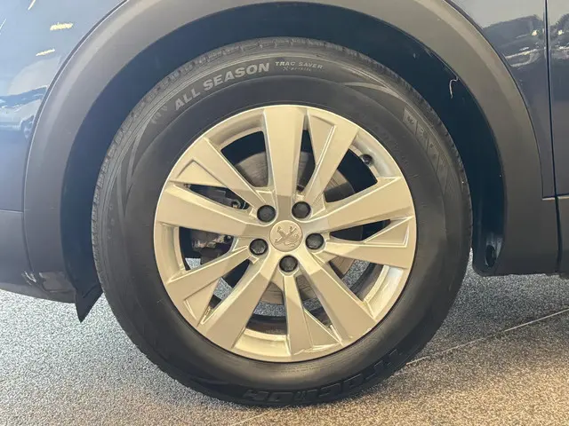 Peugeot 5008 1.2 PureTech Allure 2019 Benzine 11