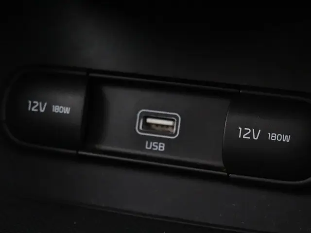 Kia Sportage 1.6 T-GDI Black Edition 2022 Benzine 24