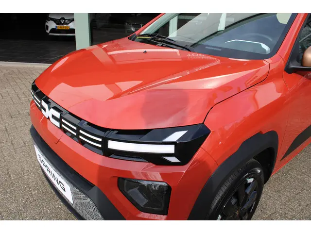 Dacia Spring Extreme 65 26.8 kWh 2025 Elektrisch 4