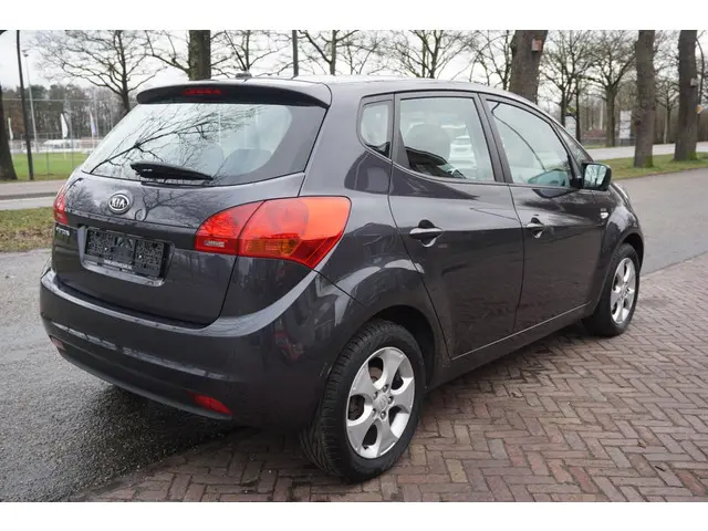 Kia Venga 1.4 CVVT Comfort Pack 2012 Benzine 4