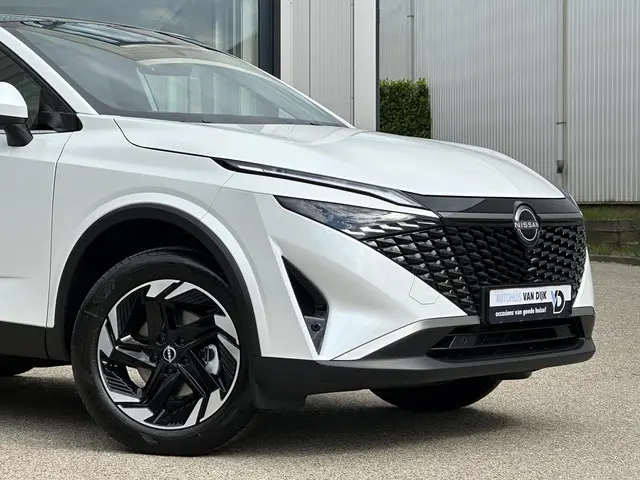 Nissan QASHQAI 1.3 MHEV Xtronic N-Connecta 2025 Benzine 40