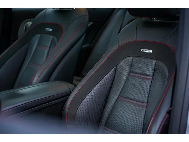 Mercedes-Benz E-Klasse AMG 43 4Matic 2018 Benzine 27