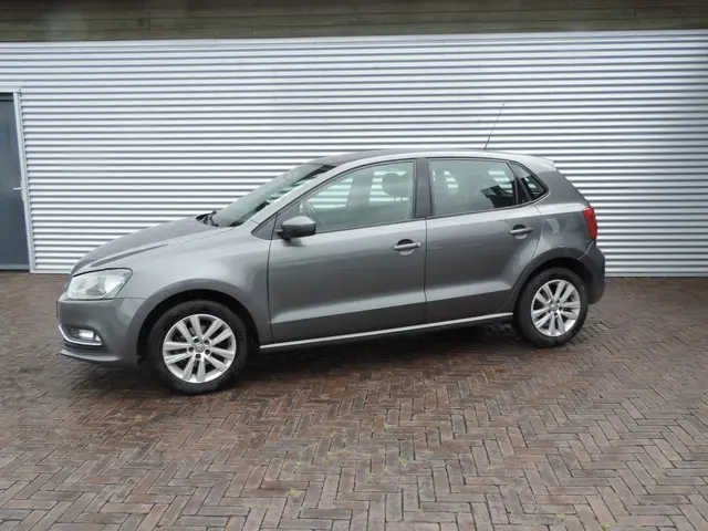 Volkswagen Polo 1.2 TSI Comfortline 2014 Benzine 3