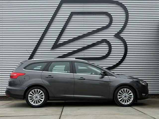 Ford Focus Wagon 1.0 Titanium 2016 Benzine 6