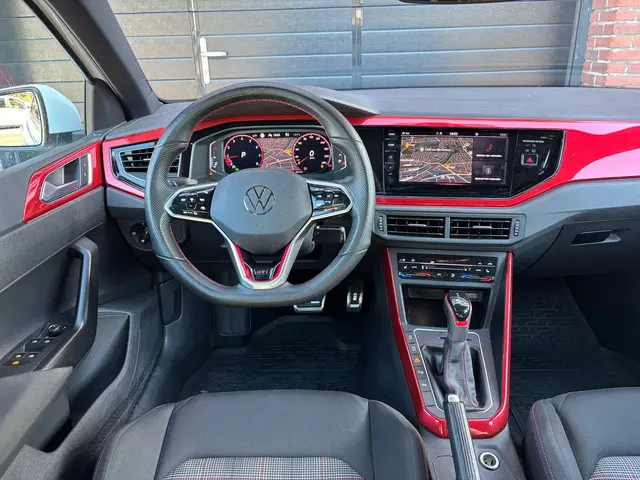 Volkswagen Polo 2.0 TSI GTI IQ LIGHT 2022 Benzine 22