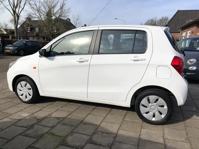 Suzuki Celerio Suzuki Celerio 5 Deurs Airco 2019 Benzine 8