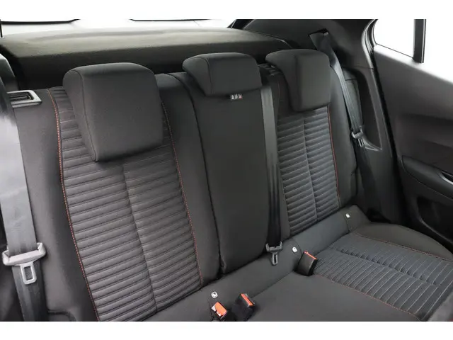 Peugeot e-2008 EV Active Pack 50 kWh 2022 Elektrisch 15