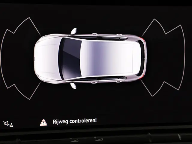 Volkswagen Golf 1.0 eTSI 110PK DSG Life 2023 Benzine 29