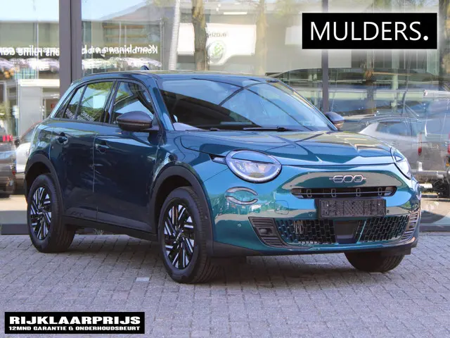 Fiat 600 1.2 Hybrid Urban 2025 Benzine
