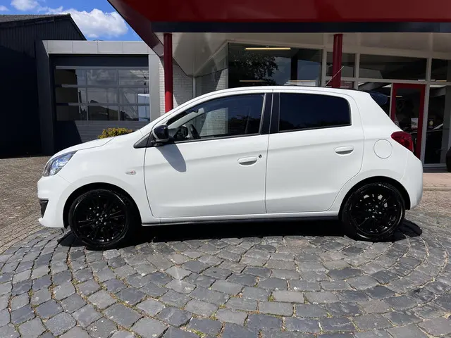 Mitsubishi Space Star 2