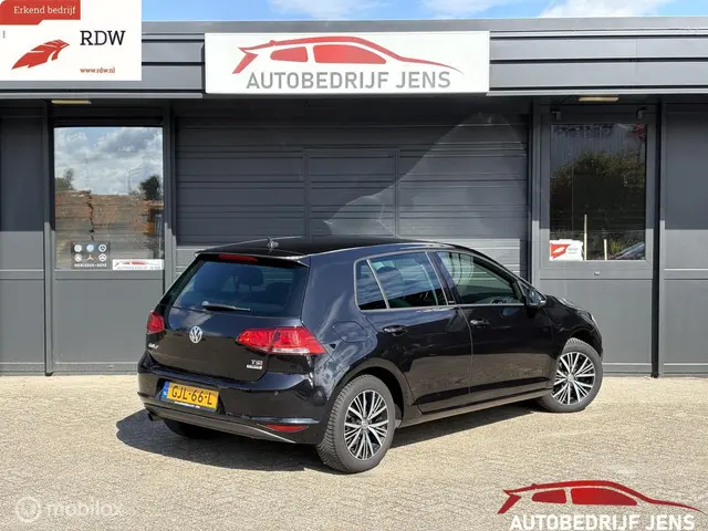 Volkswagen Golf 1.2 TSI Connected Series 2016 Benzine 2
