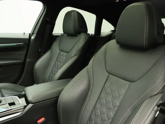 BMW i4 eDrive40 2023 Elektrisch 7