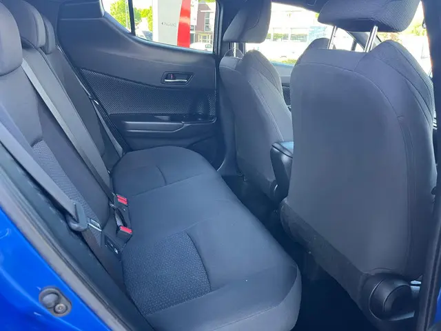 Toyota C-HR 1.8 Hybrid Dynamic 2019 Hybride Benzine 23
