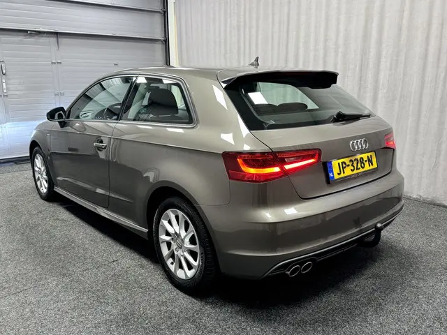 Audi A3 1.4 TFSI CoD 150 pk Ambition 2016 Benzine 6