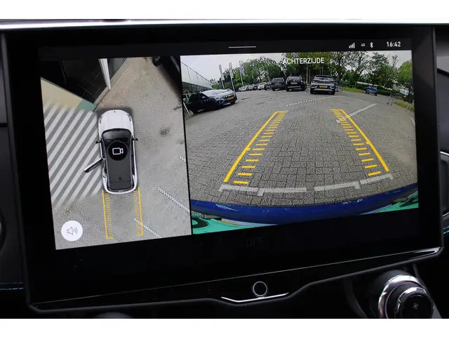 Lynk & Co 01 1.5 2025 Hybride Benzine 39