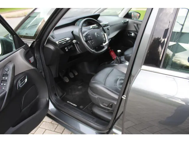 Citroën C4 Picasso 1.6 THP Intensive 2013 Benzine 10