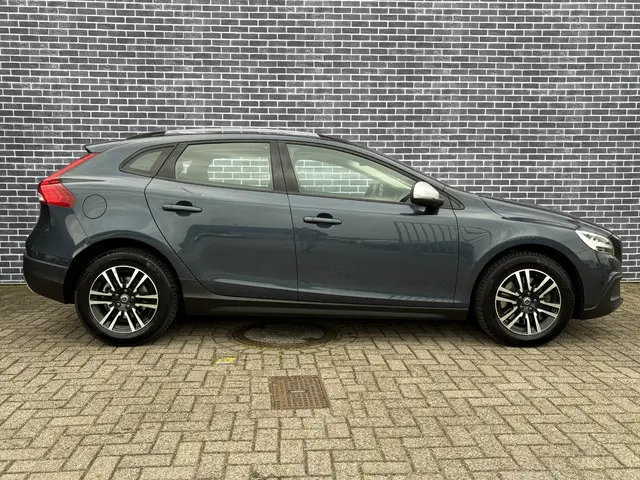 Volvo V40 Cross Country 2.0 D2 Nordic+ 2017 Diesel 36