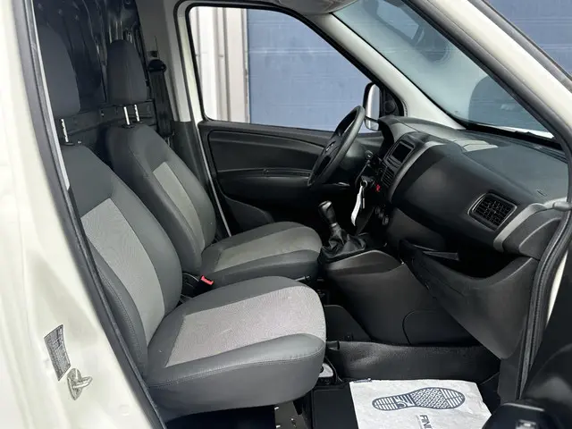 Opel Combo 1.3 CDTi L1H1 Selection 2018 Diesel 19