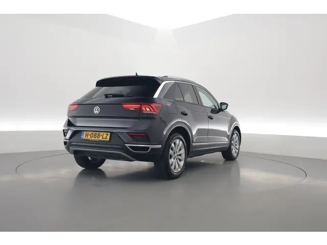 Volkswagen T-Roc 2