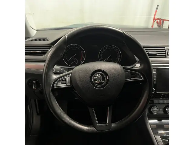 Škoda Superb 1.8 TSI Style Business WOK!! 2017 Benzine 22