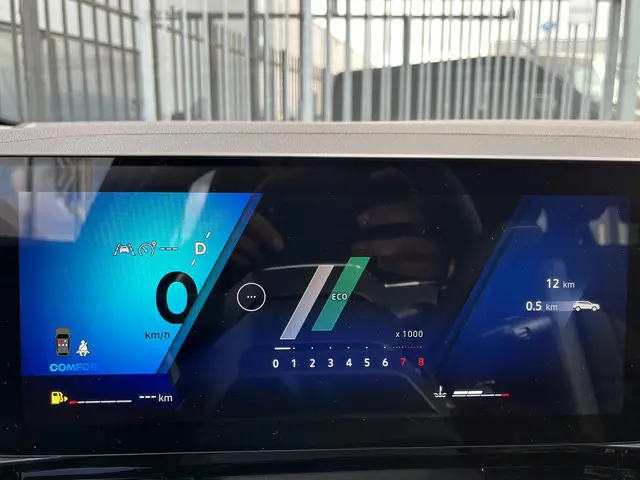 Renault Austral 1.2 TCe 160 X-tronic techno 2025 Benzine 23