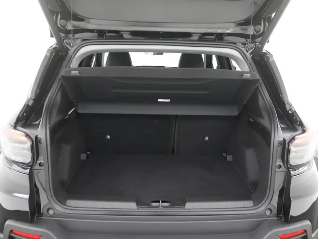 Jeep Avenger 1.2 Altitude 2024 Benzine 32