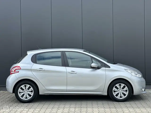 Peugeot 208 1.2 VTi Active | CRUISE | CLIMA | NAVI | 2013 Benzine 6