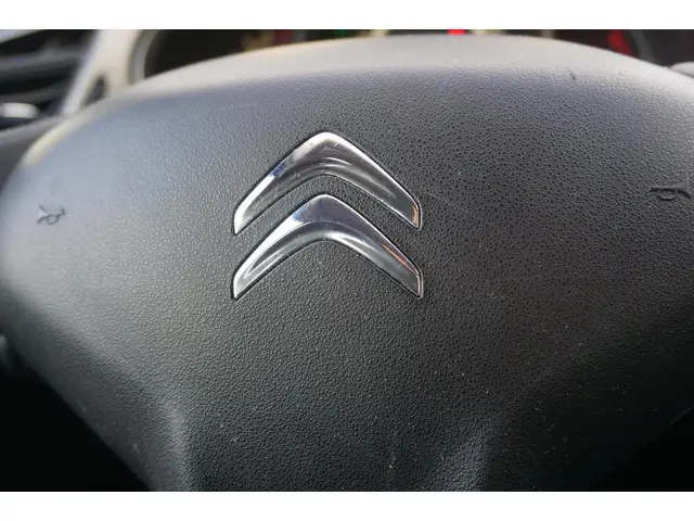 Citroën C3 1.2 PureTech Feel Edition 2016 Benzine 17