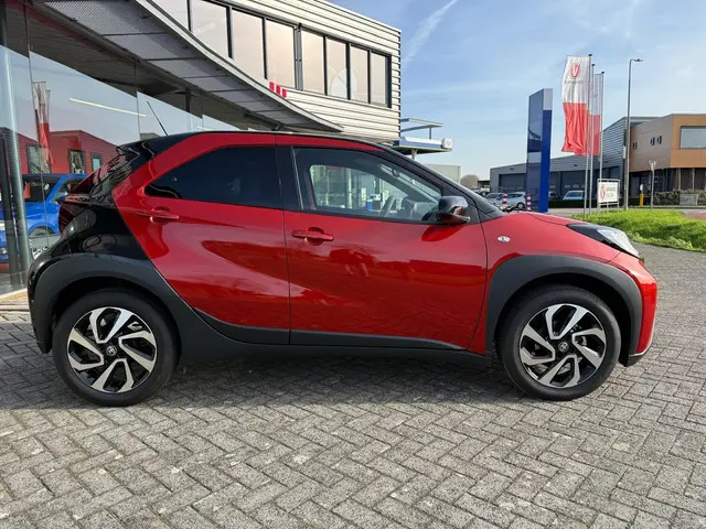 Toyota Aygo X 1.0 VVT-i S-CVT Pulse 2025 Benzine 6