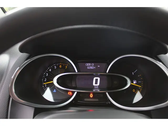 Renault Clio 0.9 TCe Expression 2016 Benzine 12