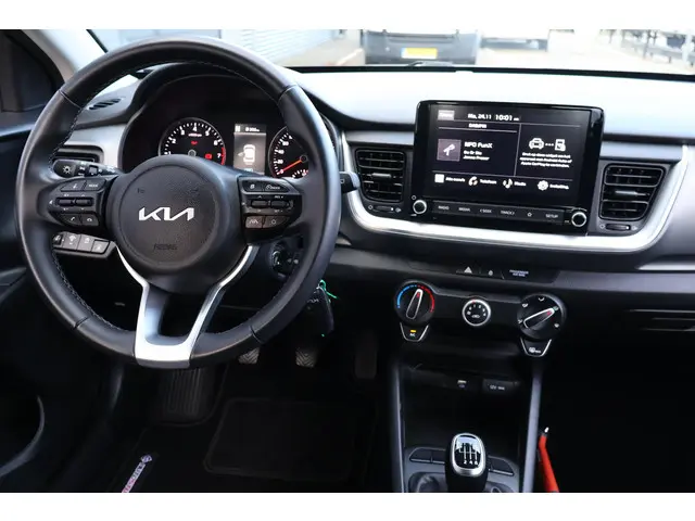 Kia Stonic 1.0 DynamicLine 2022 Hybride Benzine 20