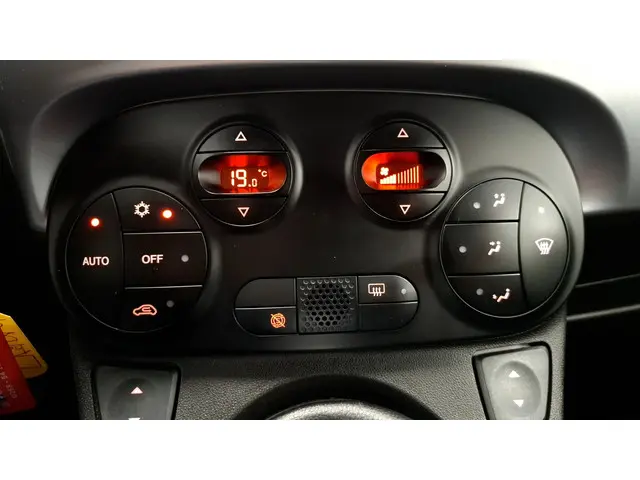 Fiat 500C 0.9 TwinAir Lounge 2013 Benzine 13