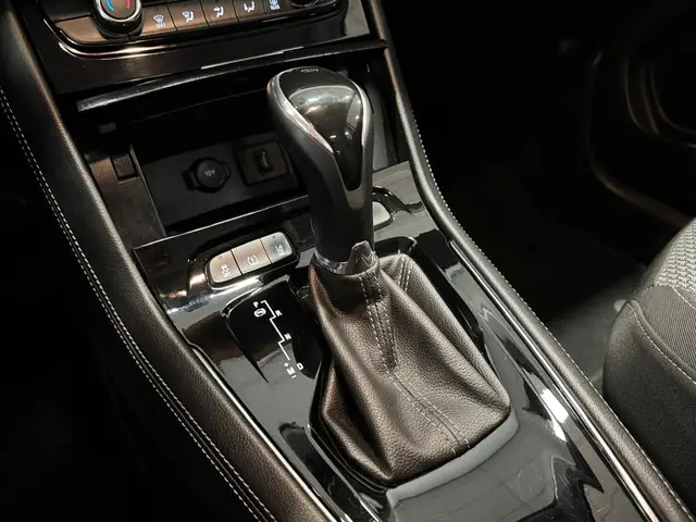 Opel Grandland X 1.2 Turbo Innovation 2018 Benzine 18