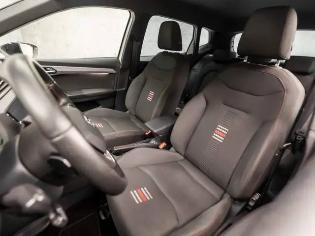 SEAT Arona 1.0 TSI FR Intense Sport 2019 Benzine 14