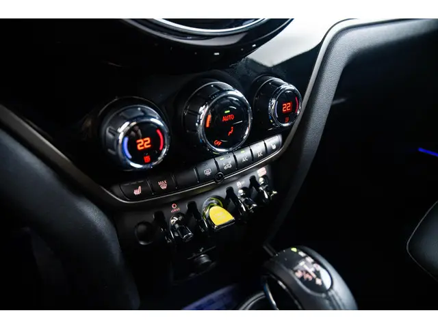 MINI Countryman Cooper SE ALL4 2022 Hybride Benzine 17