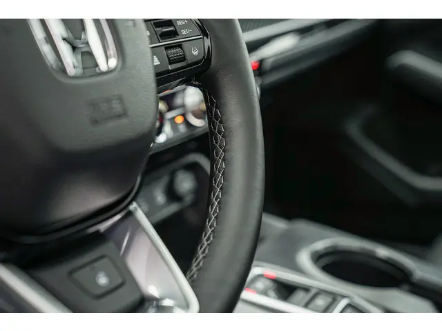 Honda Civic 2.0i e:HEV ADVANCE 2026 Hybride Benzine 53