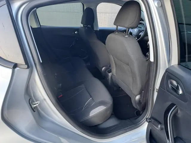 Peugeot 208 1.2 VTi Active / 5 Deurs / Pdc 2014 Benzine 15