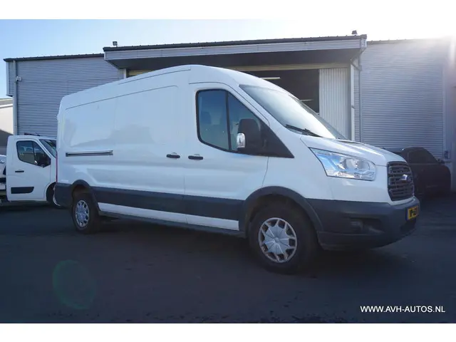 Ford Transit 350 2.2 TDCI L3H3 Ambiente 2015 Diesel 2