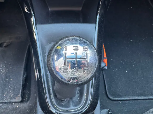 Citroën C3 1.2 PureTech Collection 2015 Benzine 14