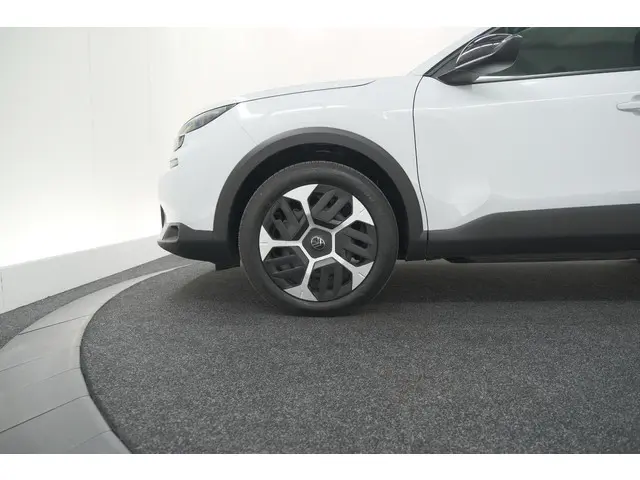 Citroën C4 Hybrid 136 e-DCS6 Max 2025 Hybride Benzine 28