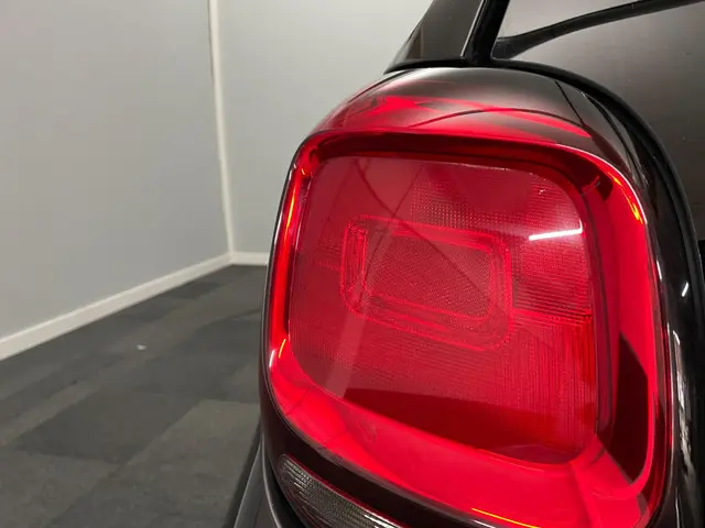 Citroën C1 1.0 VTi AIRCO LMV CAMERA CARPLAY 2020 Benzine 29